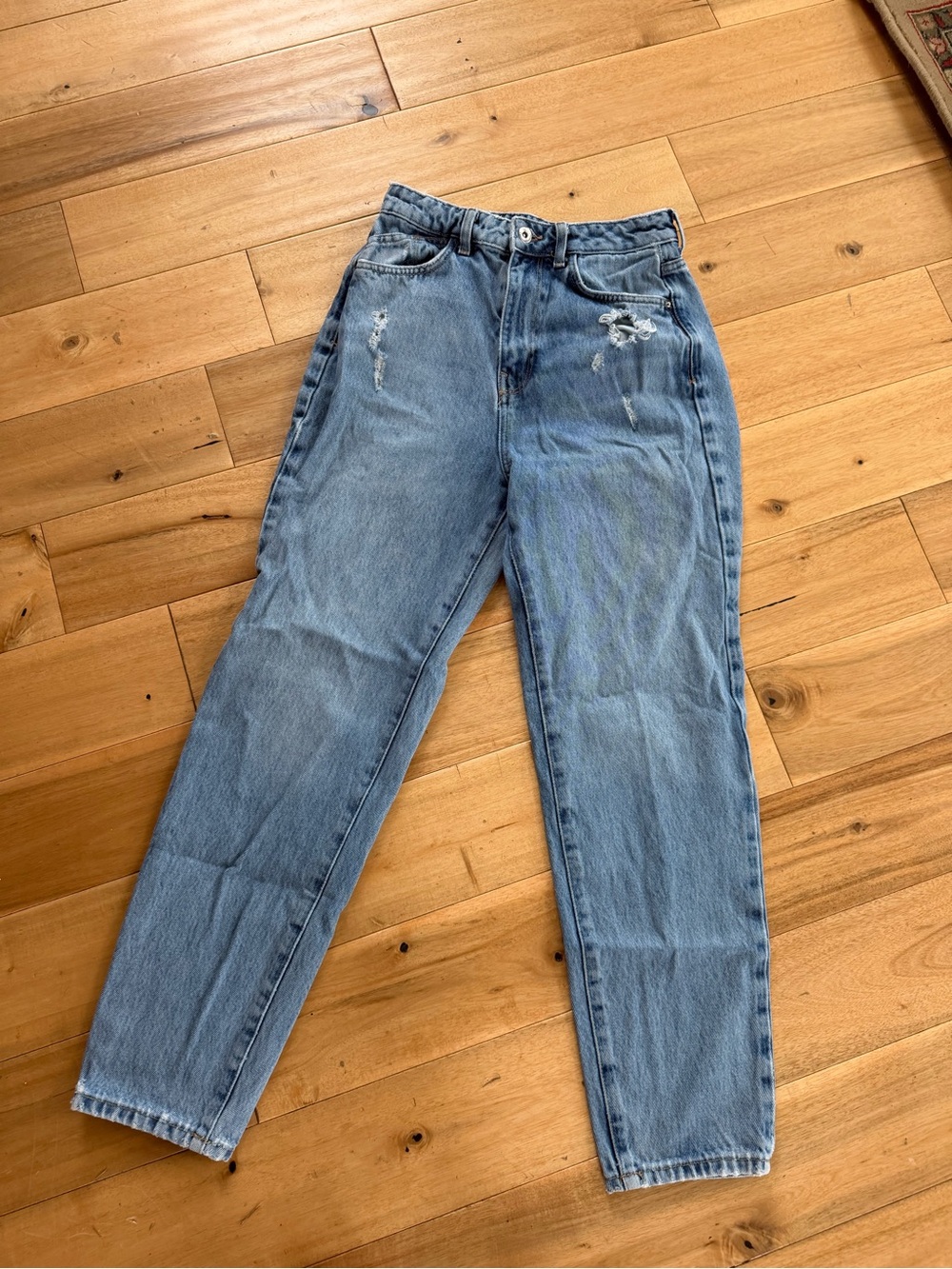 Classic Light Blue Women’s Zara Jeans